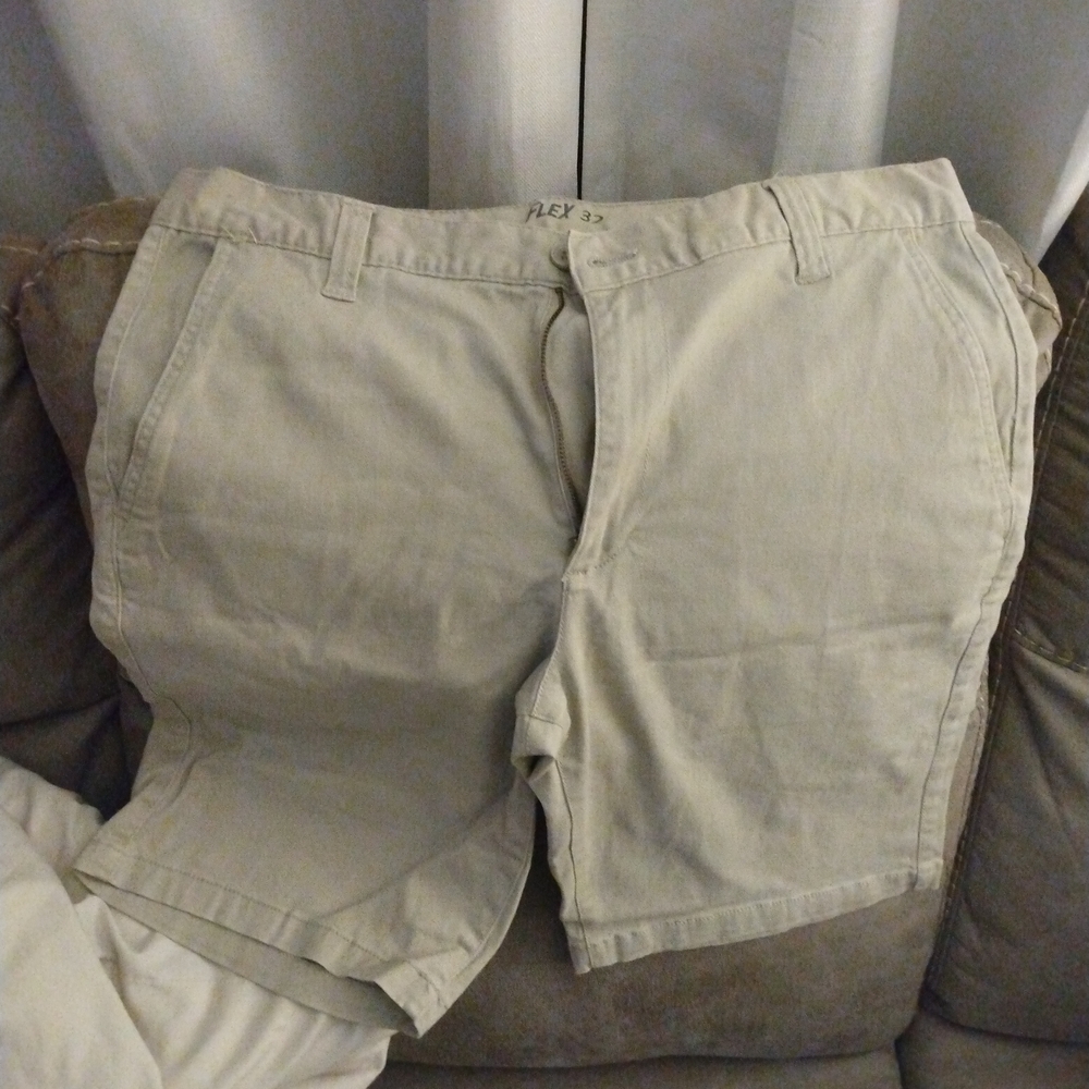 THE FLEXX Tan Flat Front Shorts Classic Style